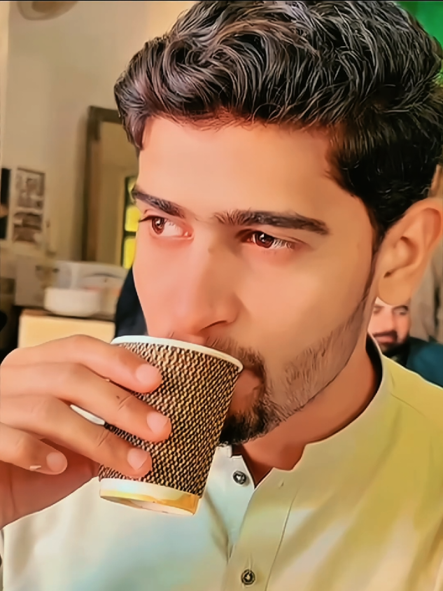 @حمزہ بن ساجد 🖤🥂