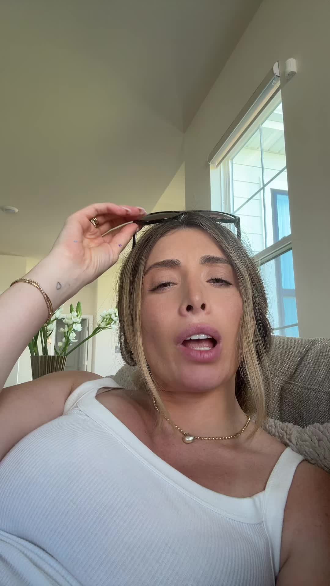 @laurenelizabeth