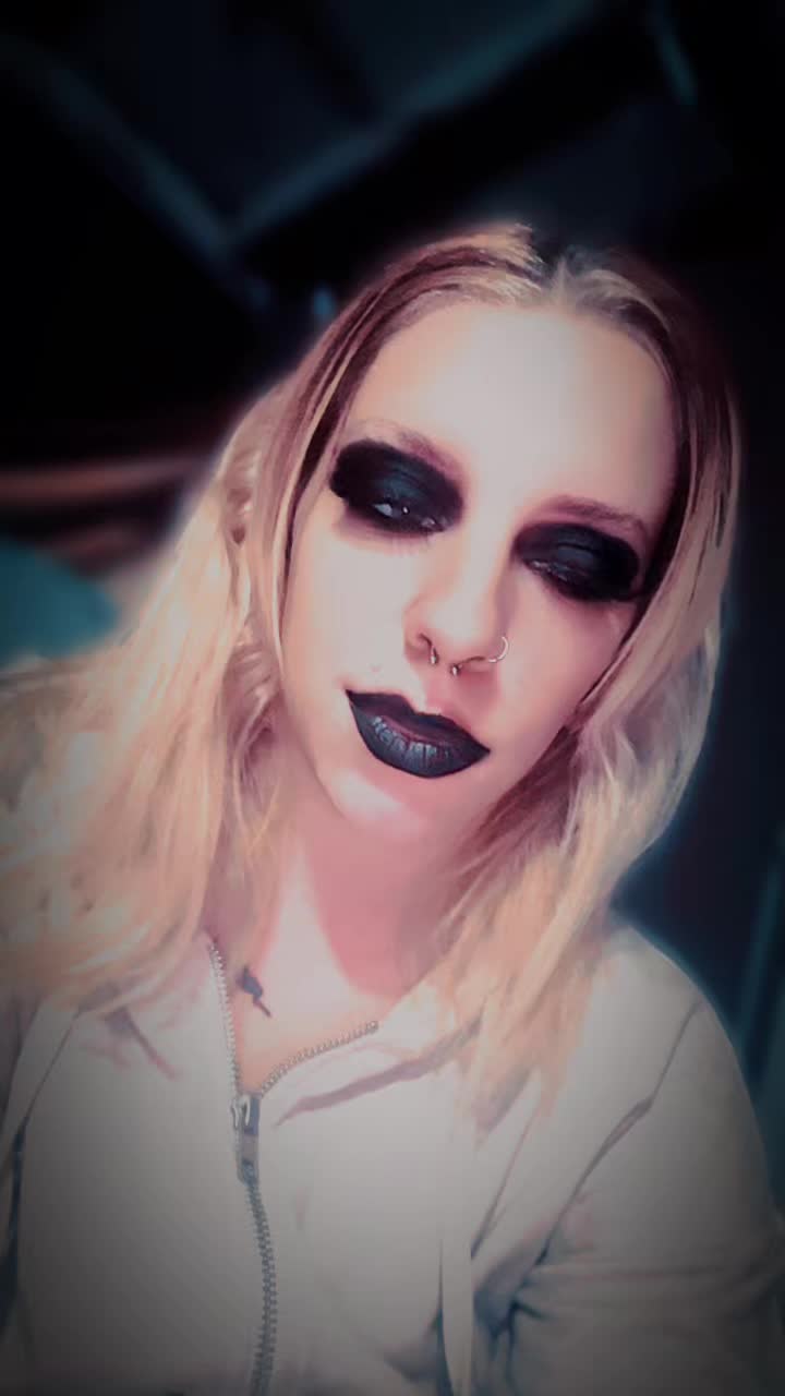 @._i.am.a.survivor._