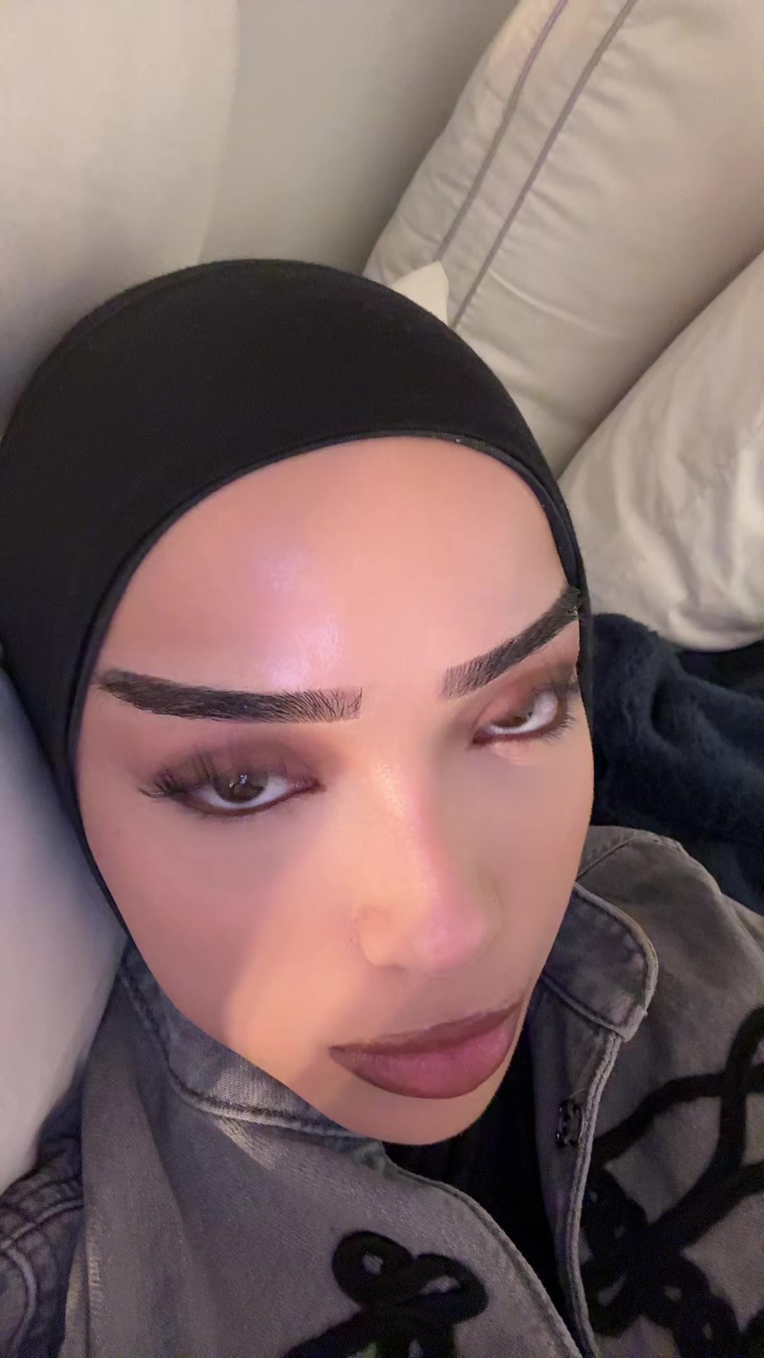 @لارا