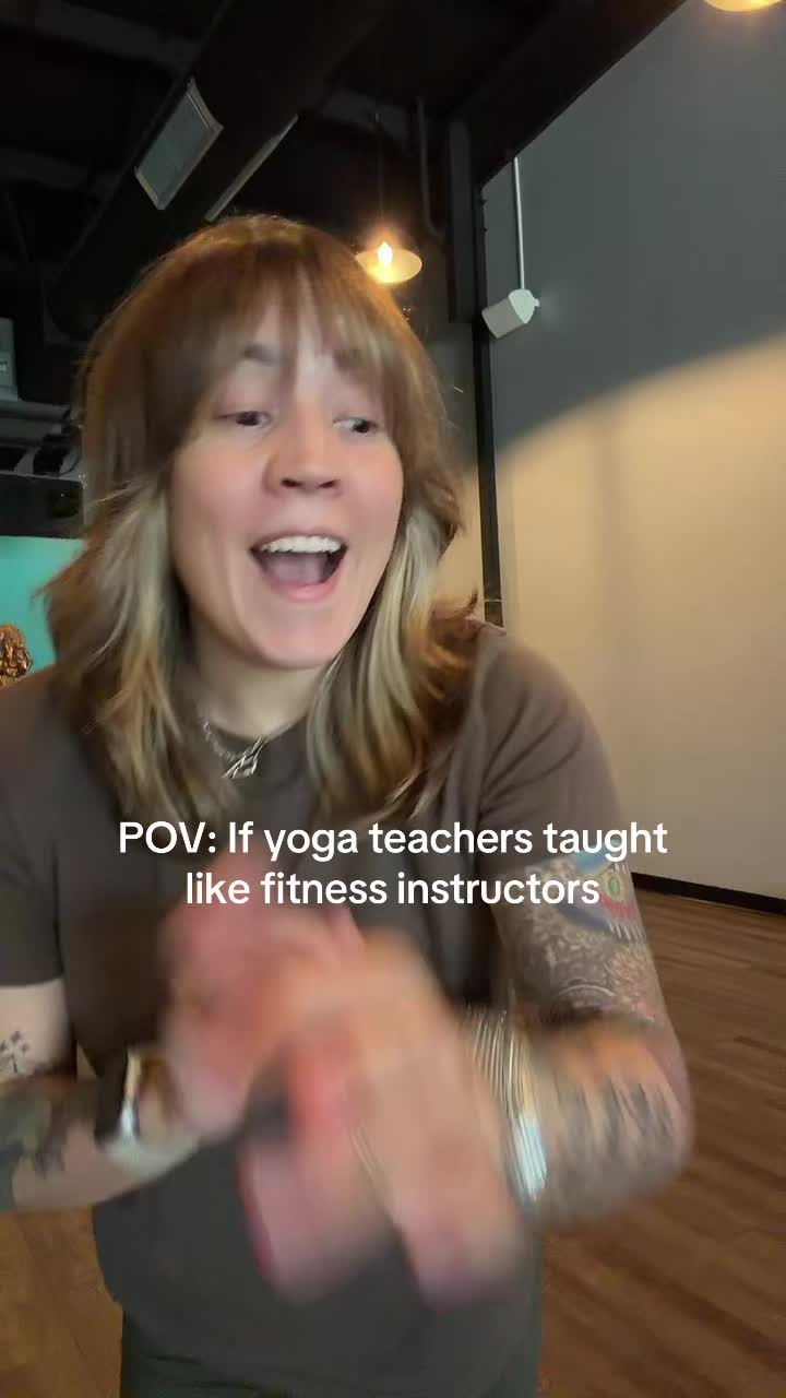 @Ashlee | Yoga Teacher