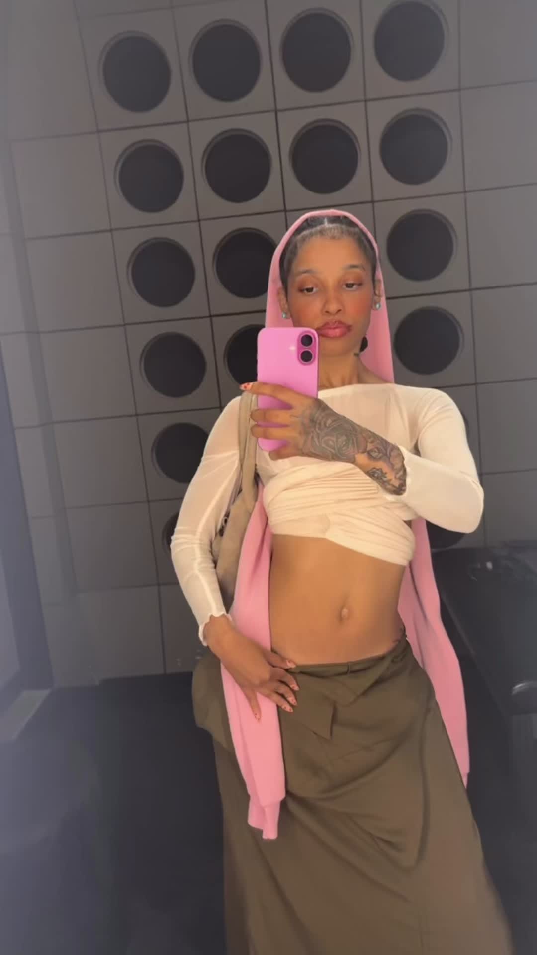 @Shayloamigo