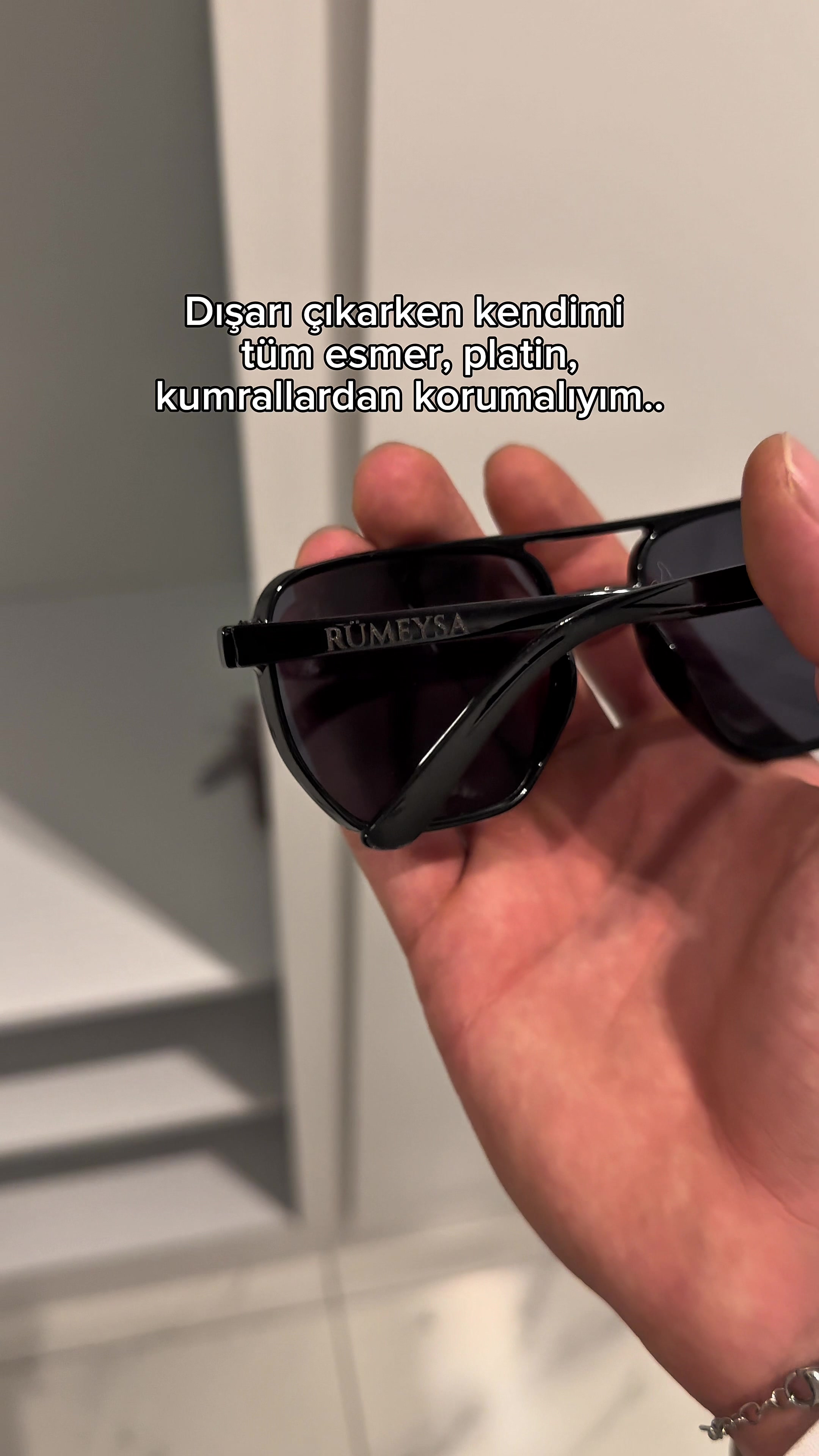 @MEYSHA
