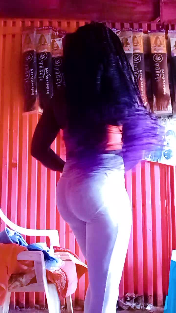 @Veron Beiby 💋 ❤️ 💛 💚