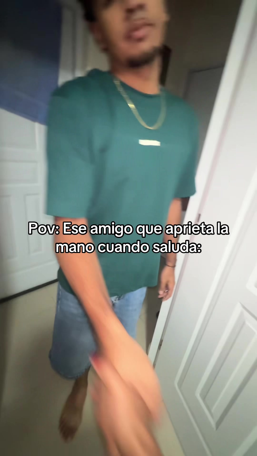 @Alexiño