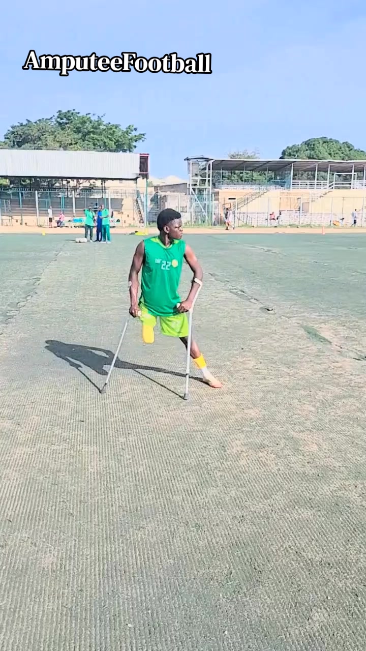 @Najeeb one Leg ⚽