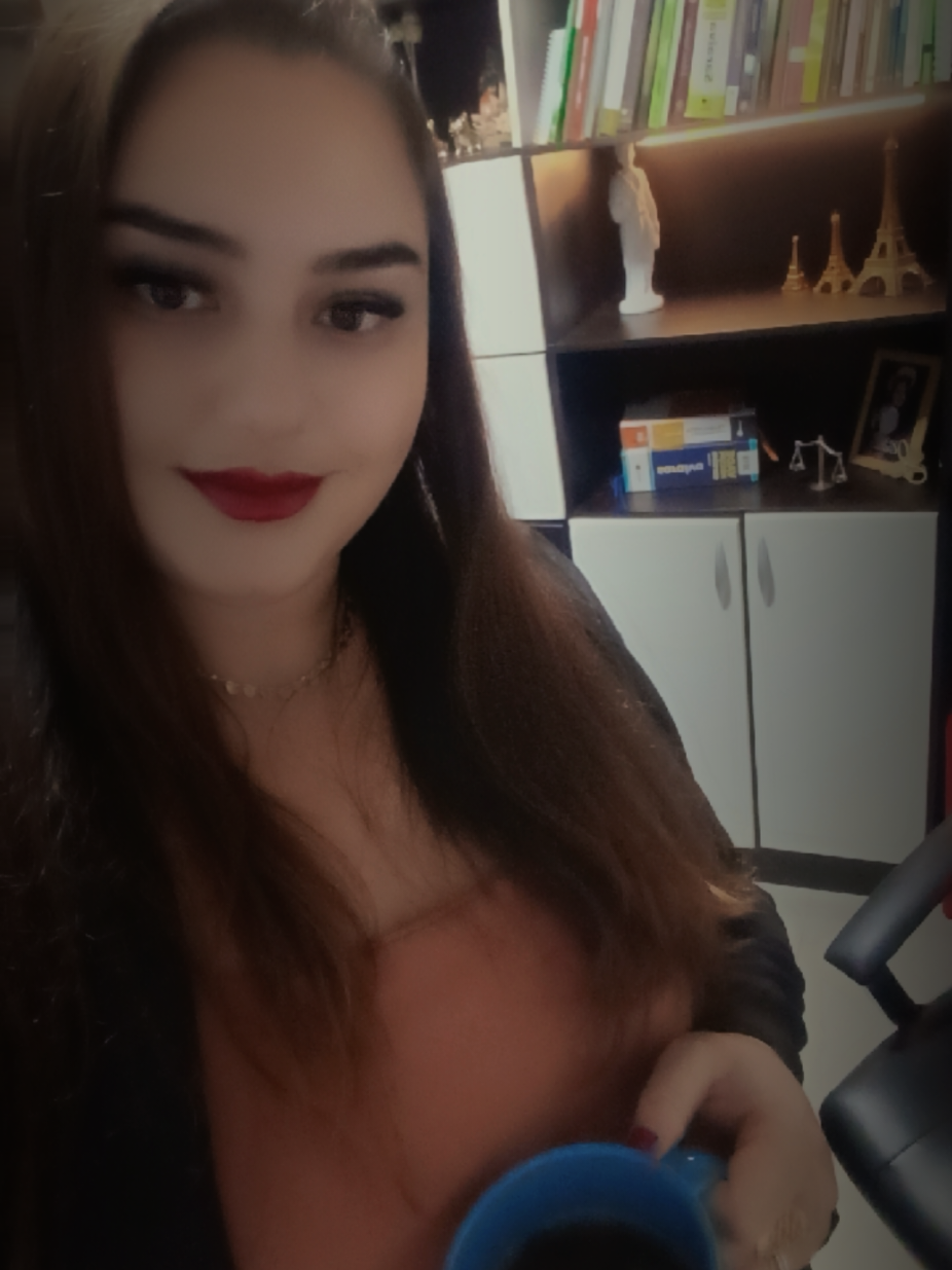 @Camila Pimentel