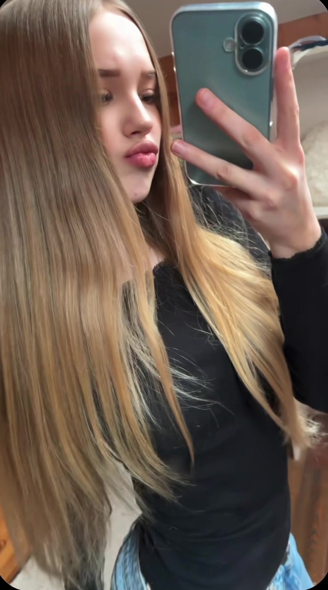 @HeavenlyBlonde