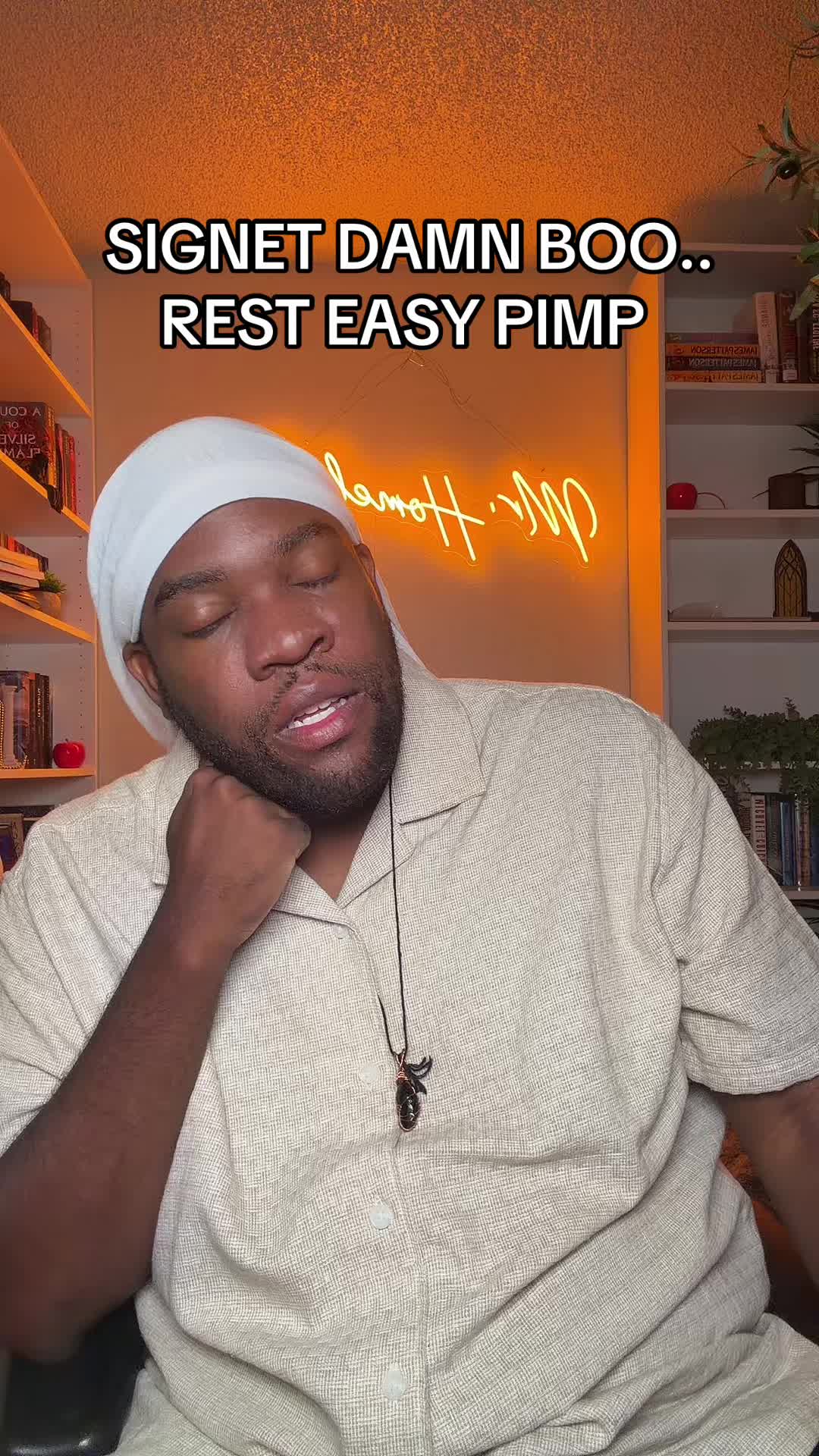 @Mr.Homebody reads 📚