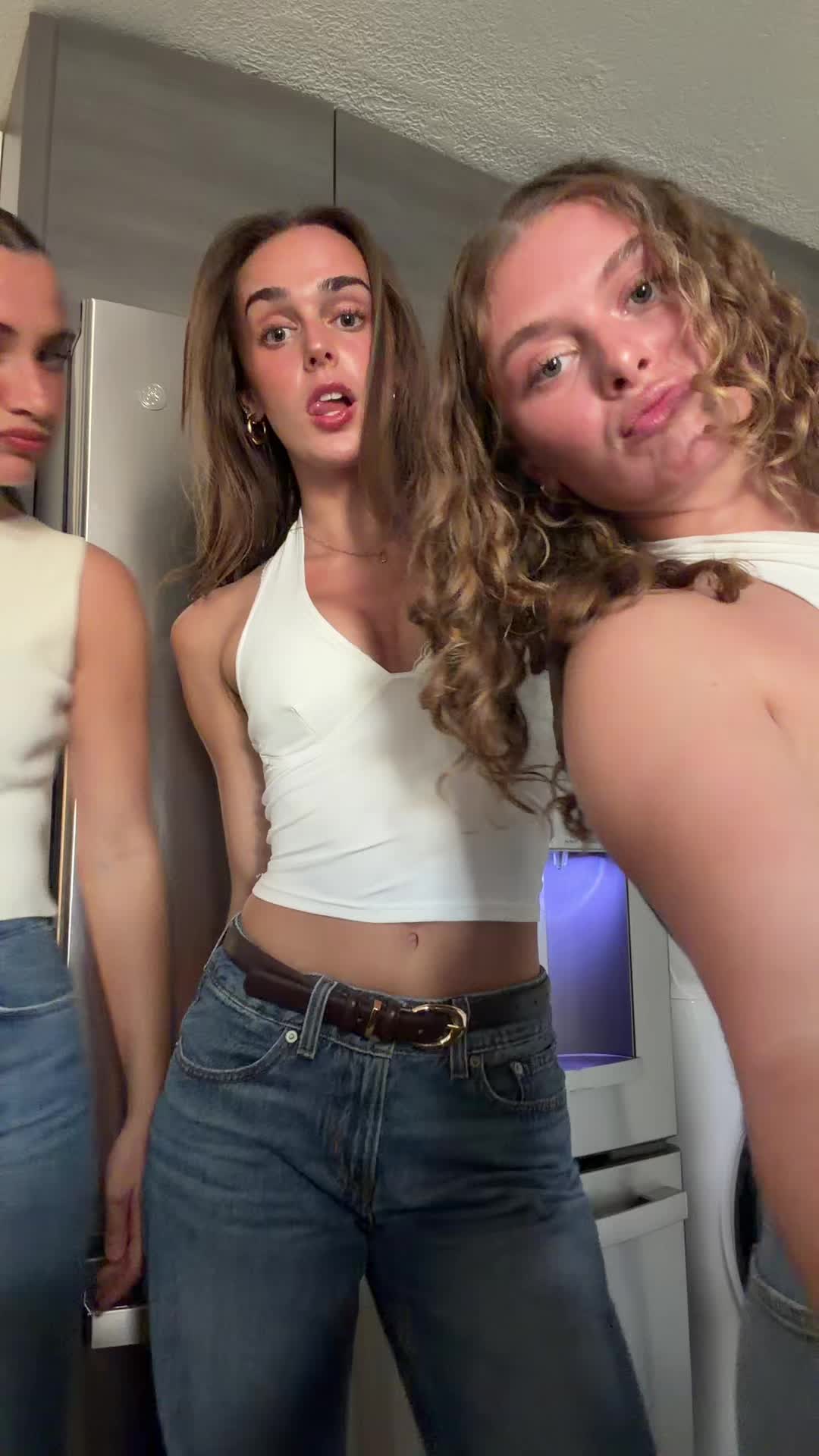 @lilyoneill24