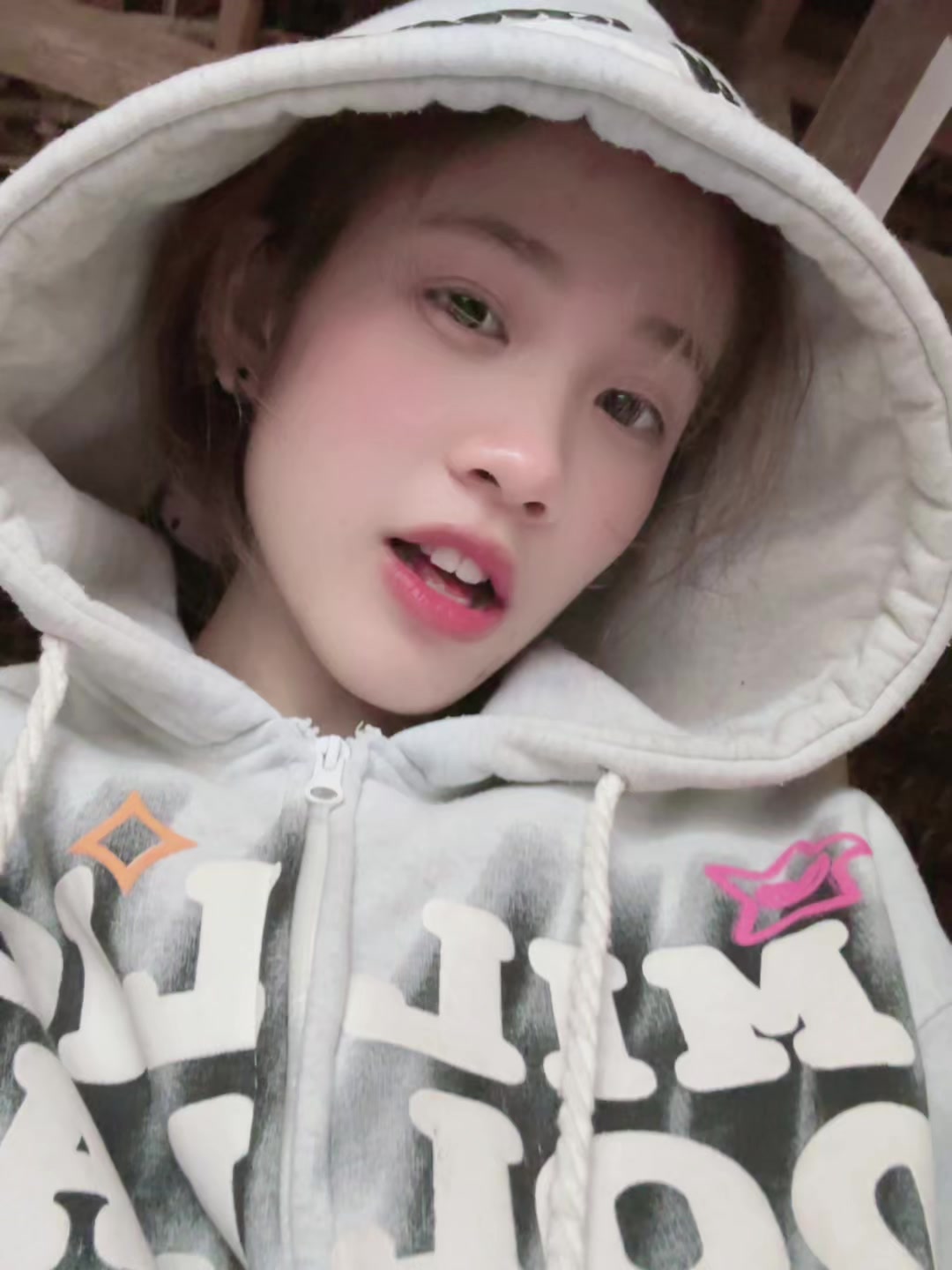 @🖤