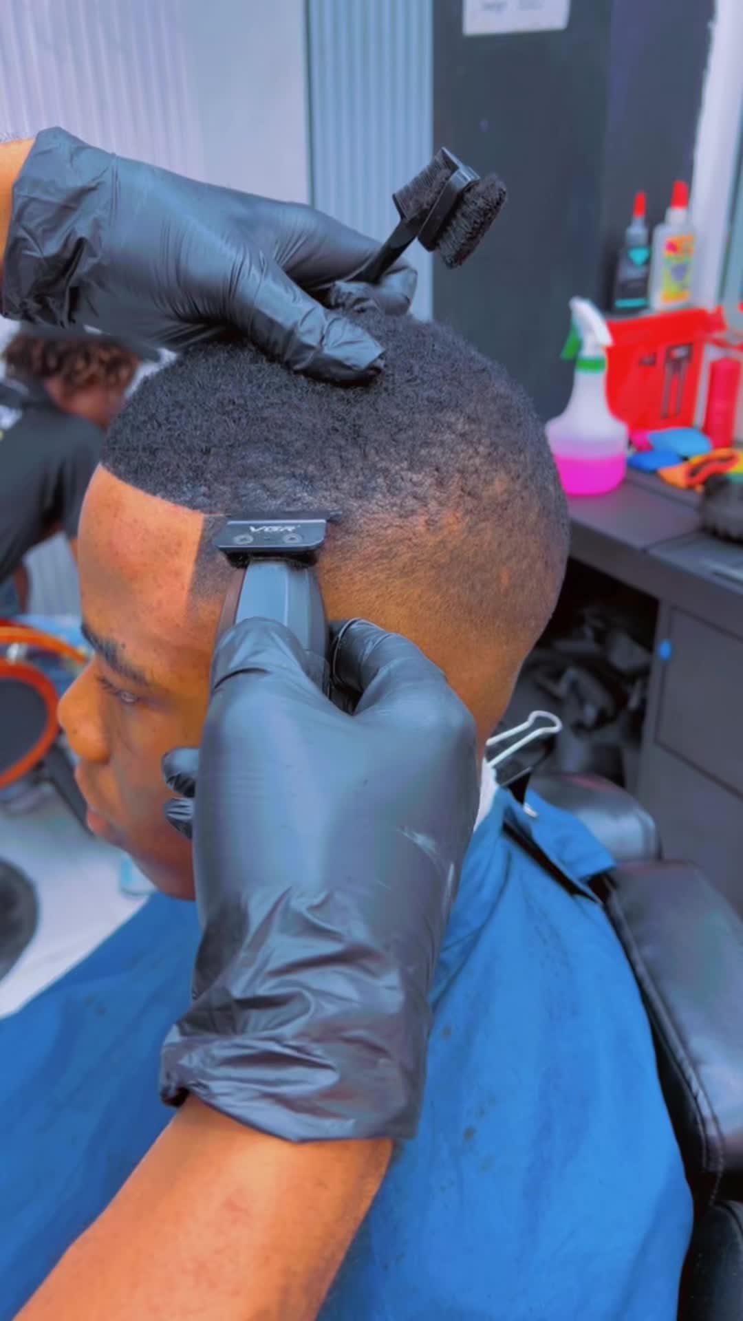 @fabricedort Barber