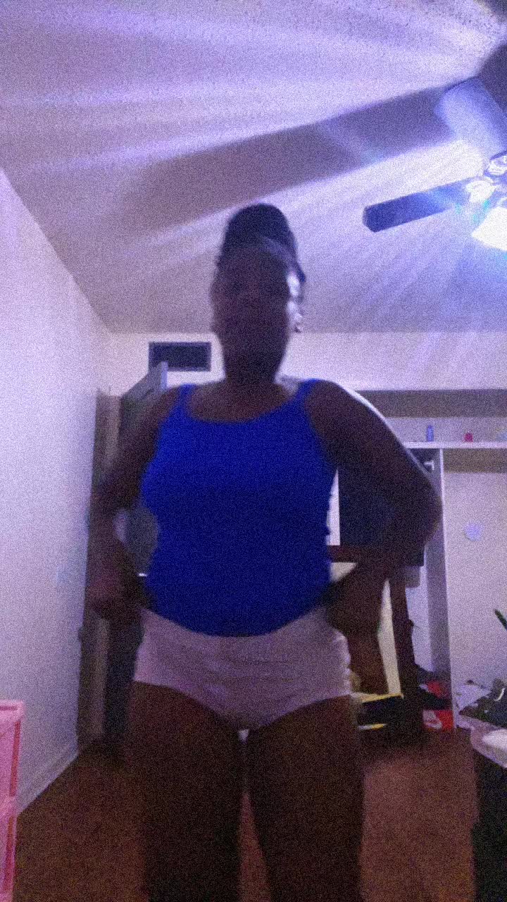 @KaylaBug18