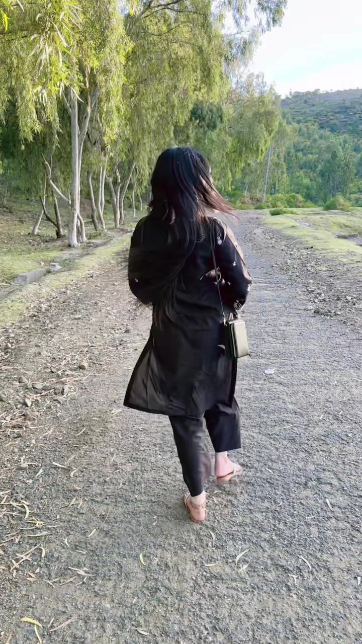 @Hasena Peshoo