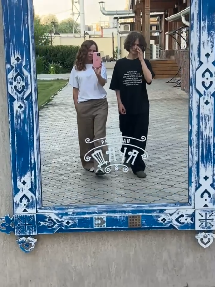 @Natasha