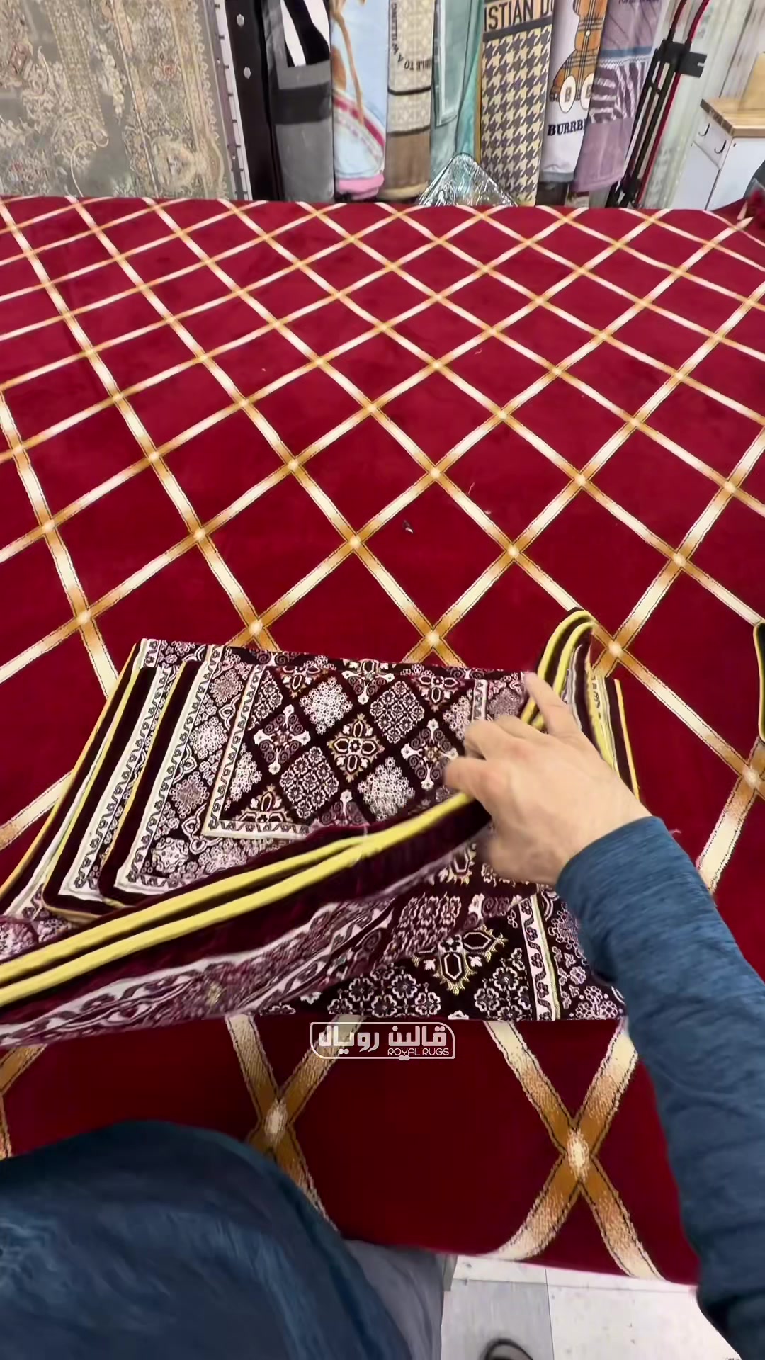 @Royal Rugs - قالین فروشی رویال