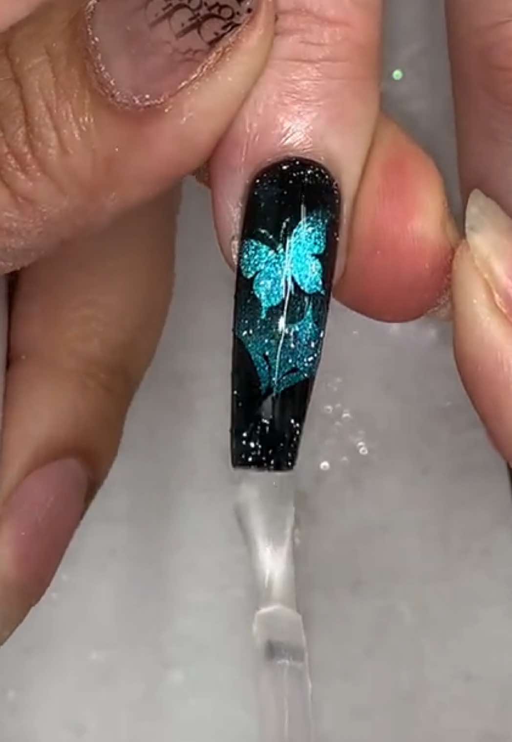 @Riya's Nails