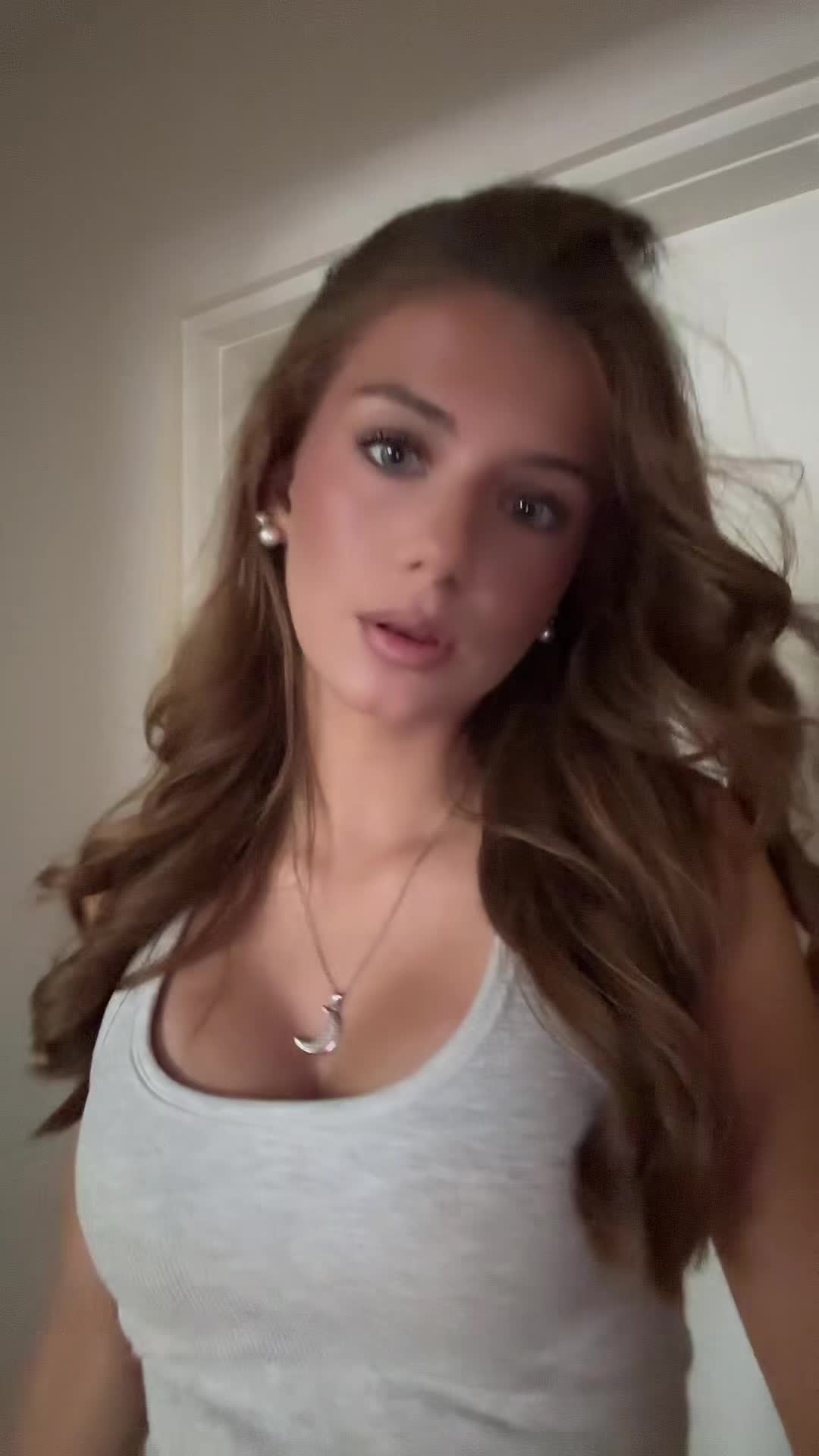 @𝑀𝑖𝑟𝑙𝑖𝑛𝑑𝑎