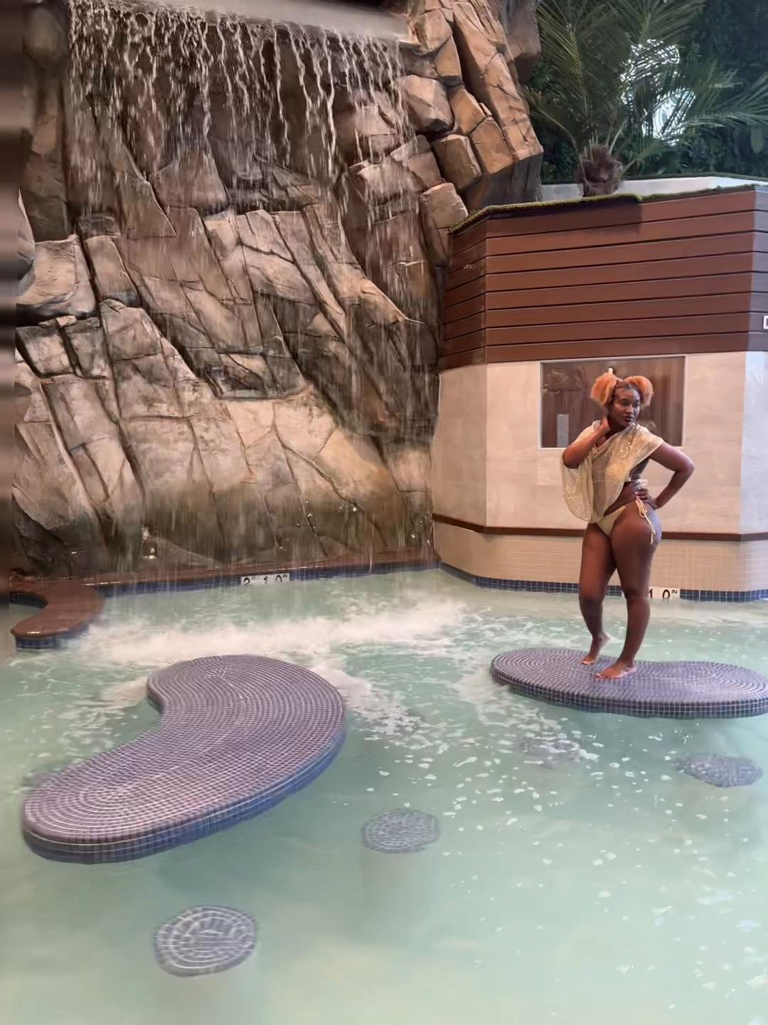 @TheLovelyBee🐝