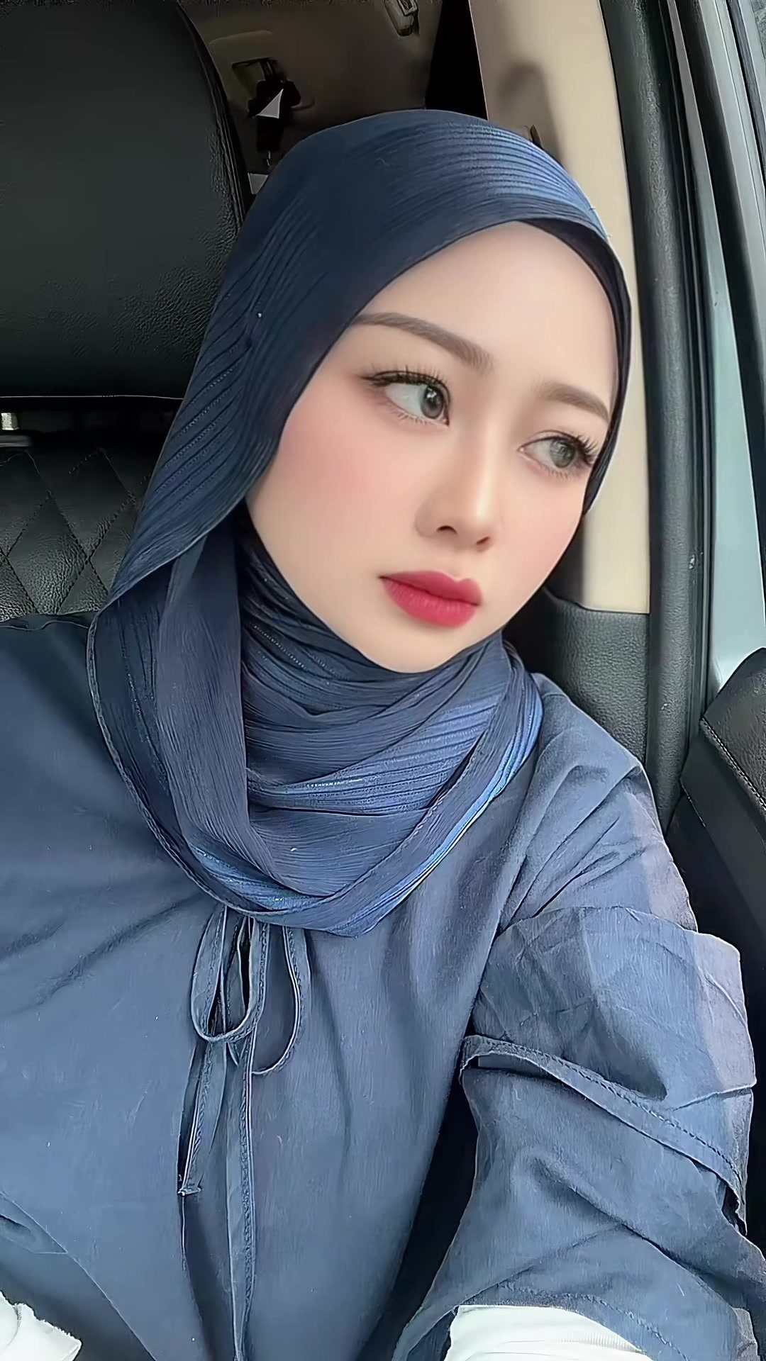 @ALINA AMMAR_ᴬᴬ🤍🤍💫