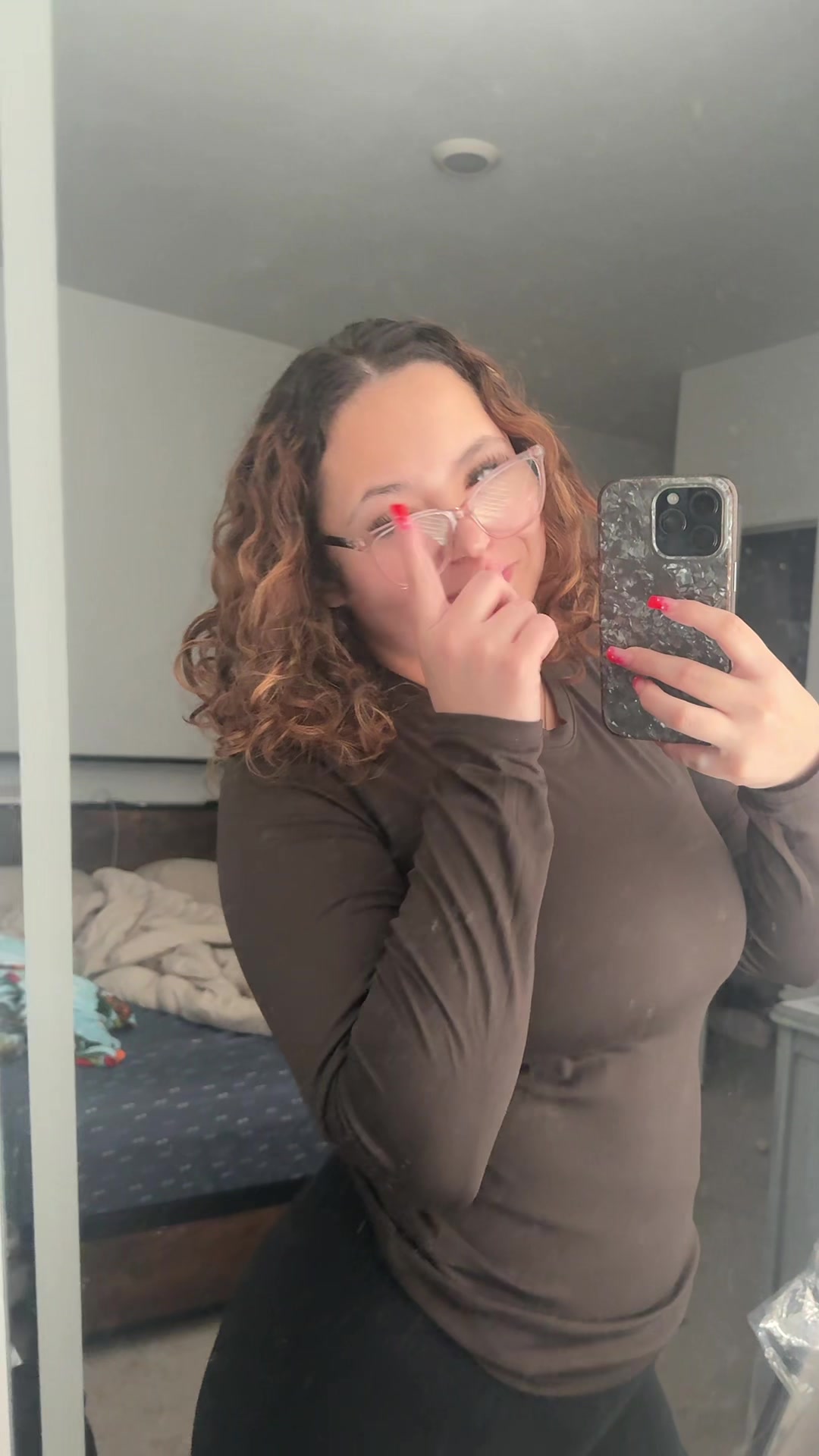 @Your favorite MILF😩