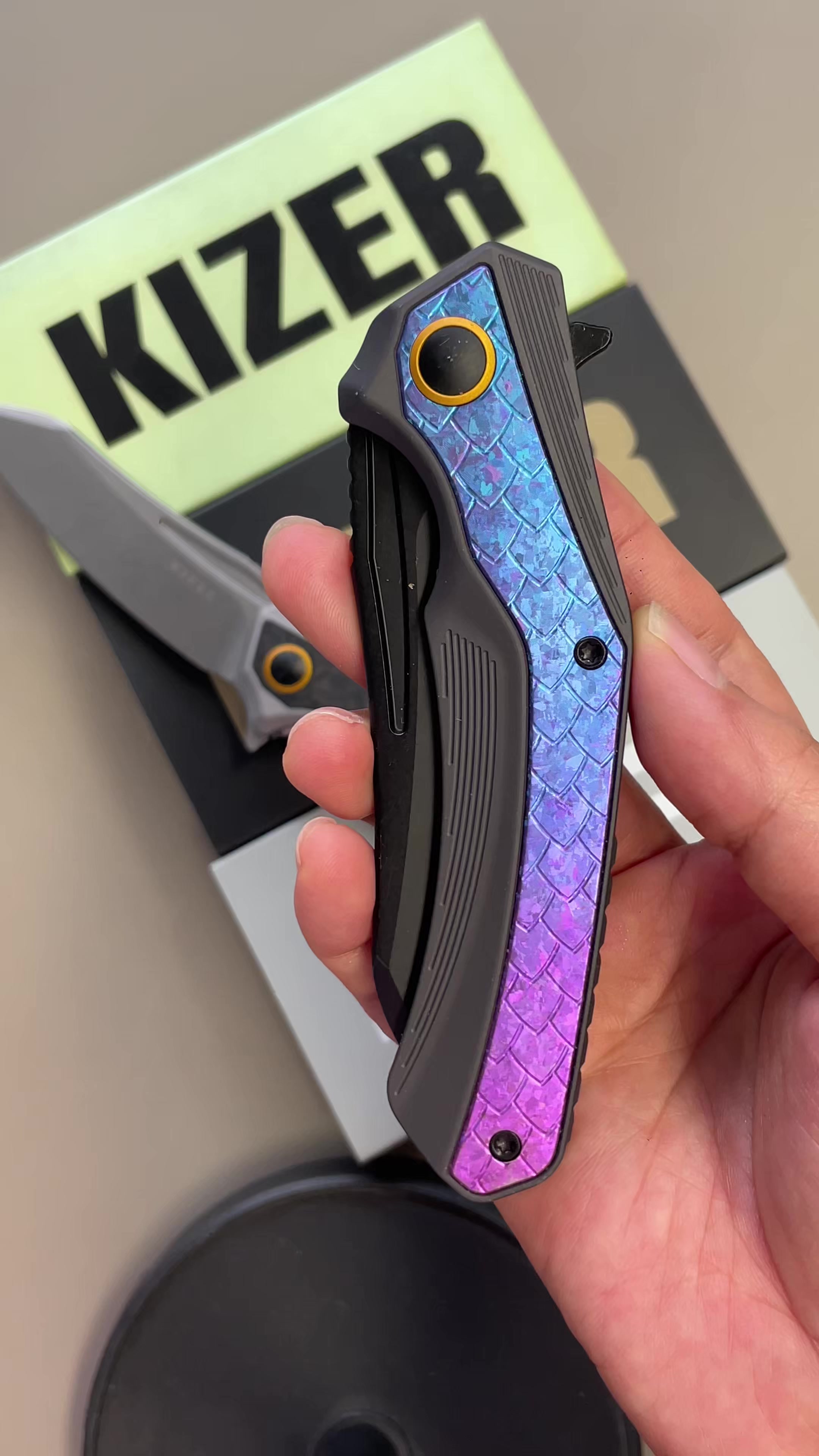 @KIZER EDC