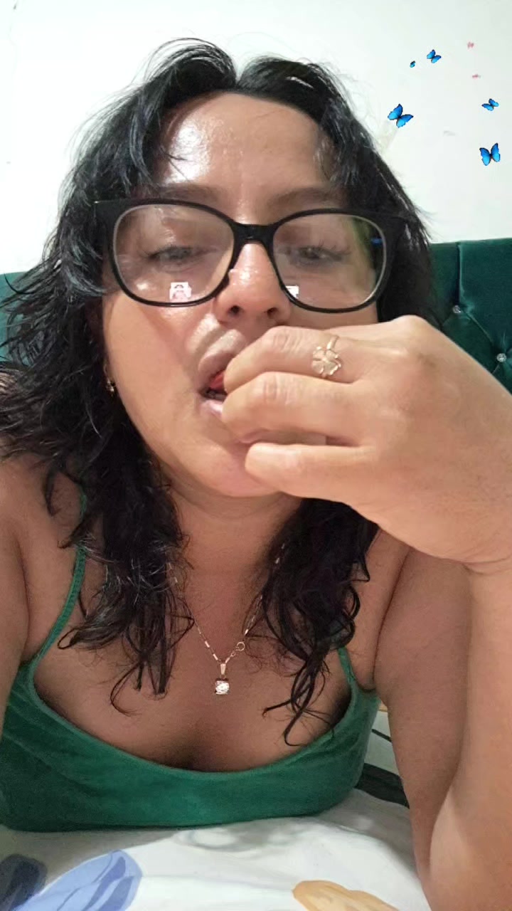 @Raquelita García🦁🦋F&R