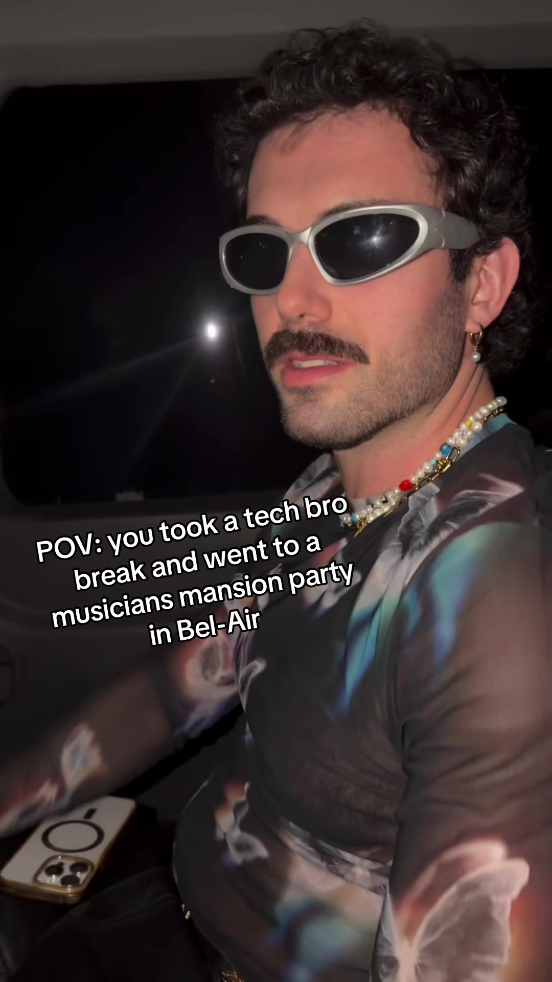 @Bee