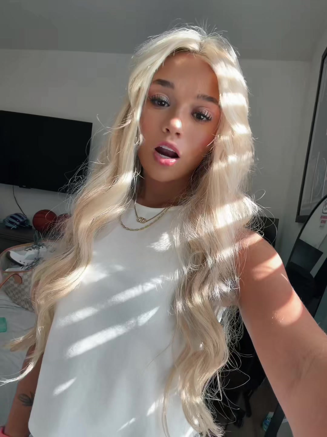 @Julianna