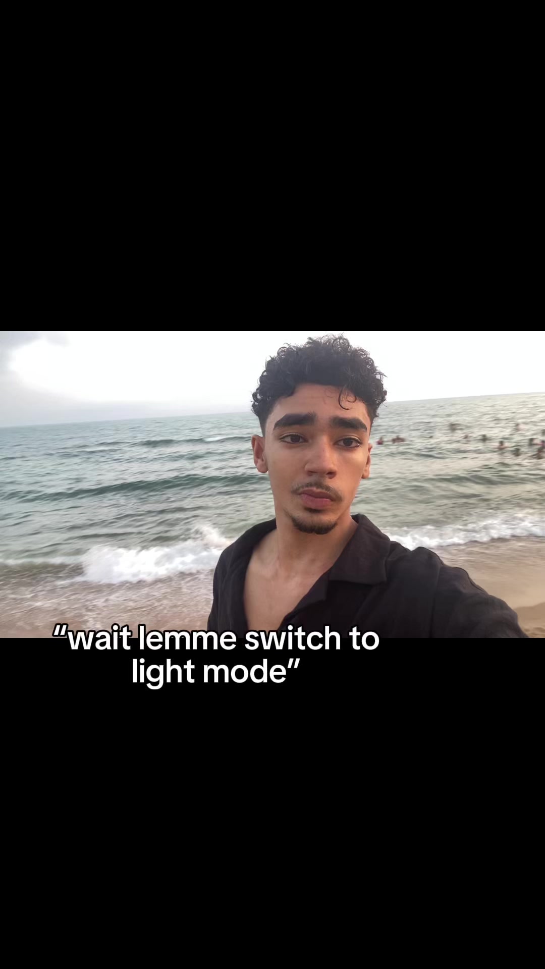 @🎭