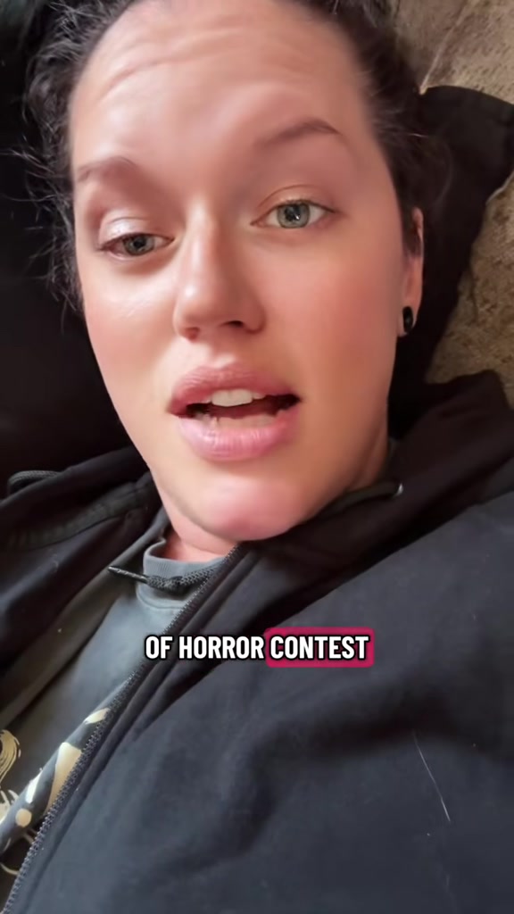 @6’7” Haunt Chick
