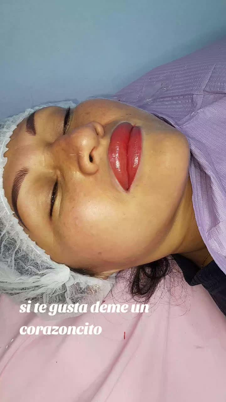 @rhiana tu charapita🏳️🌈