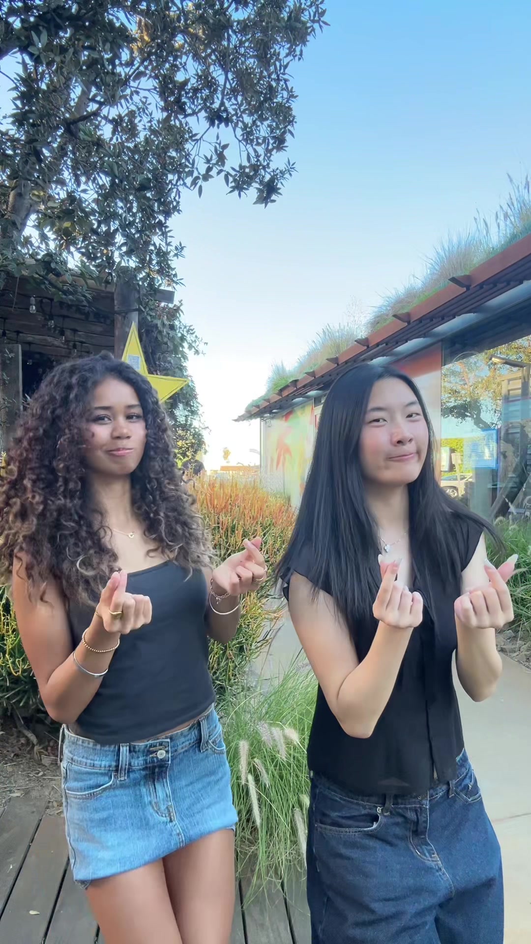 @aurabaka