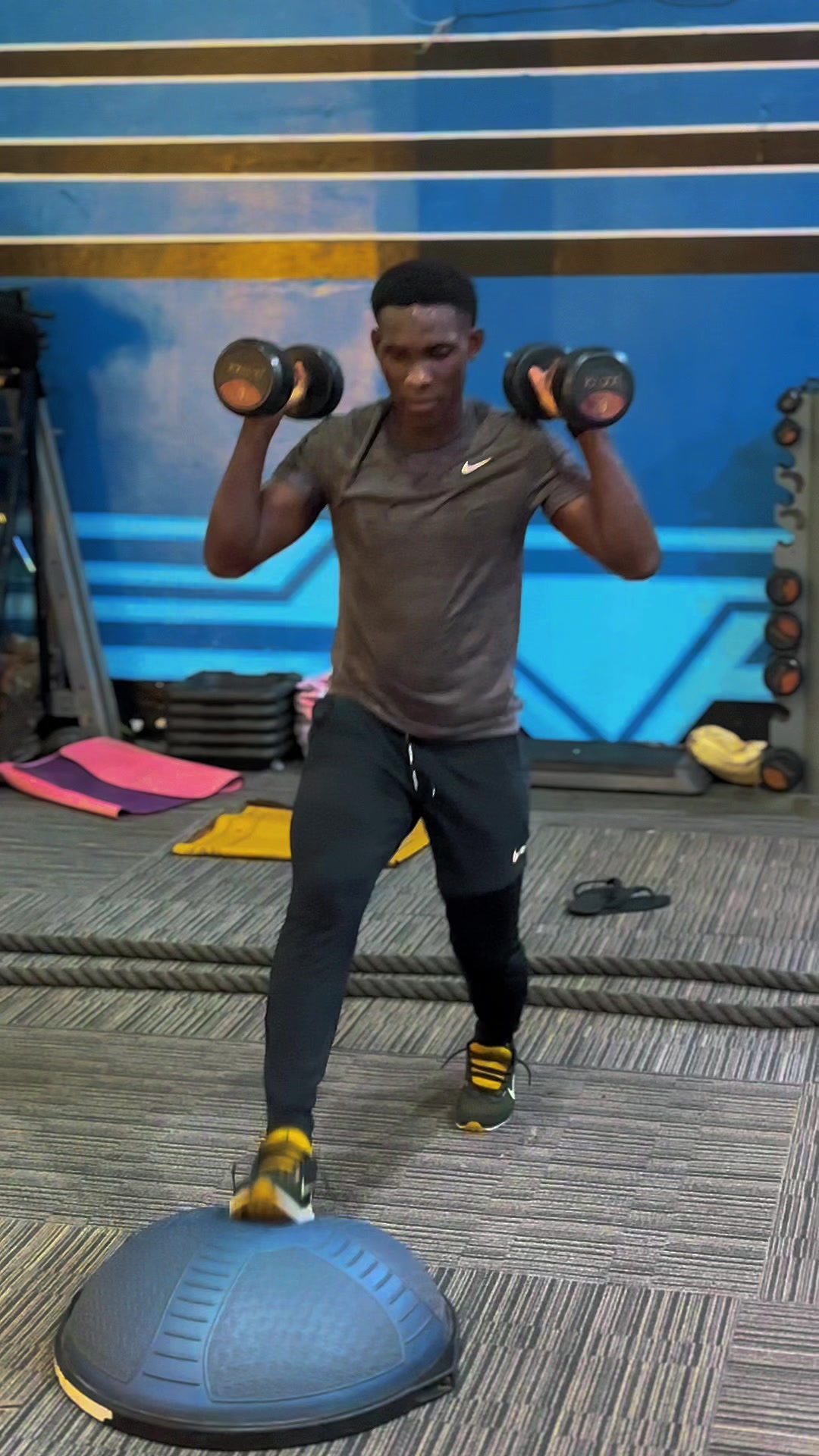 @EBWALLYFITNESS ๐ฌ๐ฒ๐ช