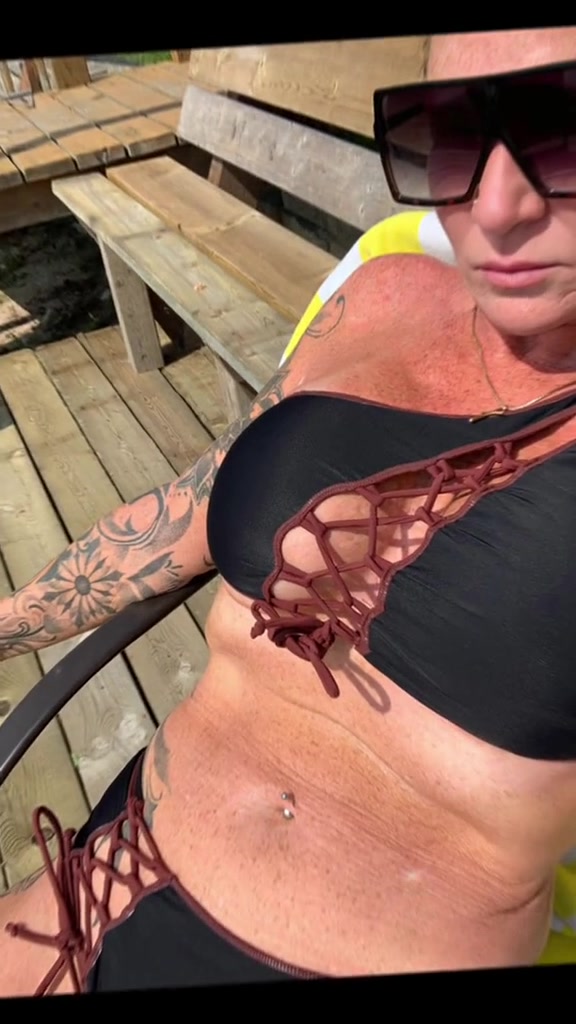 @Susielicious_1 🇨🇦