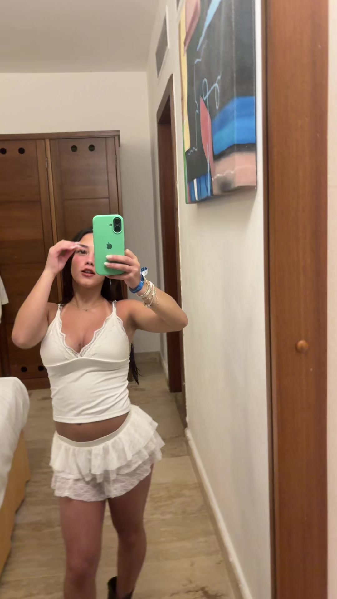 @vi