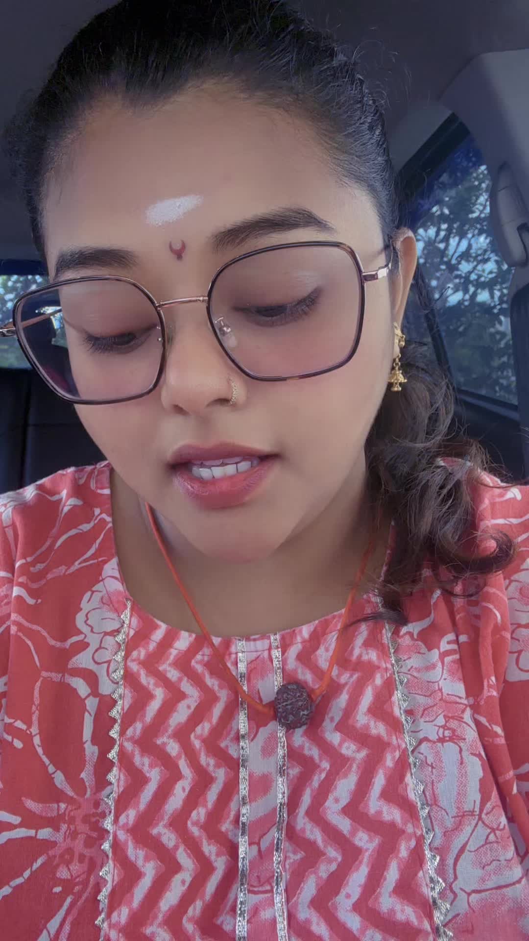 @MATHI&rsquo;S UNIVERSE✨🦋