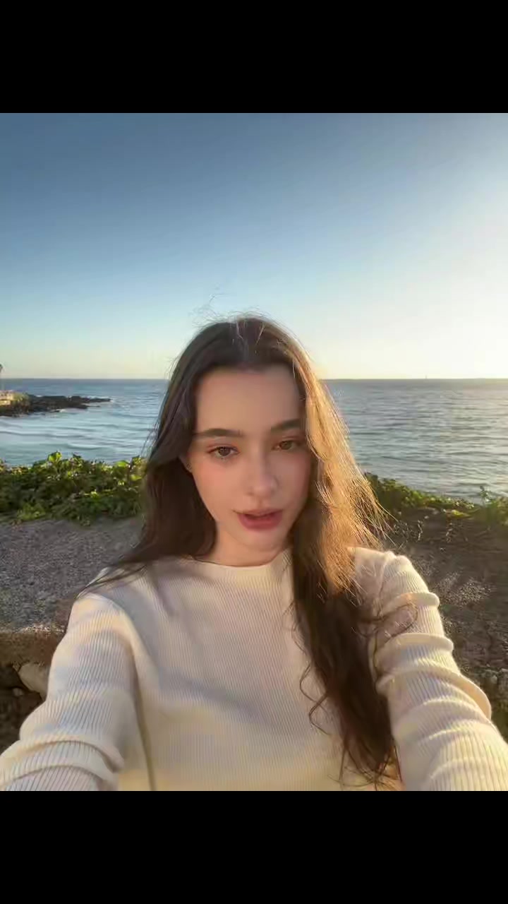 @𝐌𝐲 𝐋𝐕𝐙 🌹