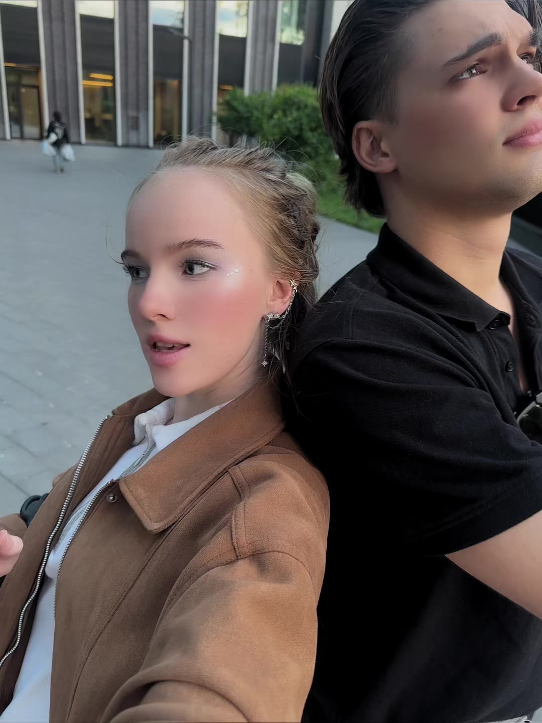 @tg: itsselinya