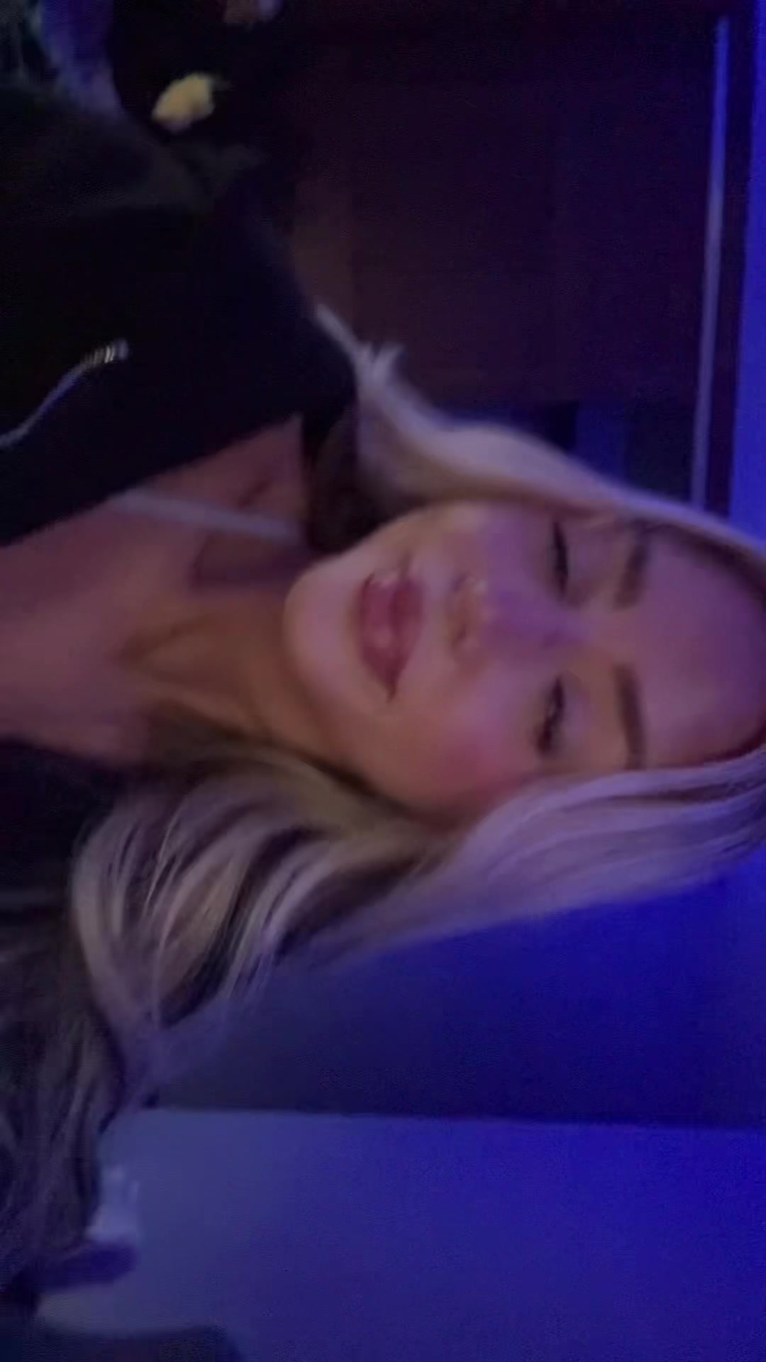@jessilovesyou_