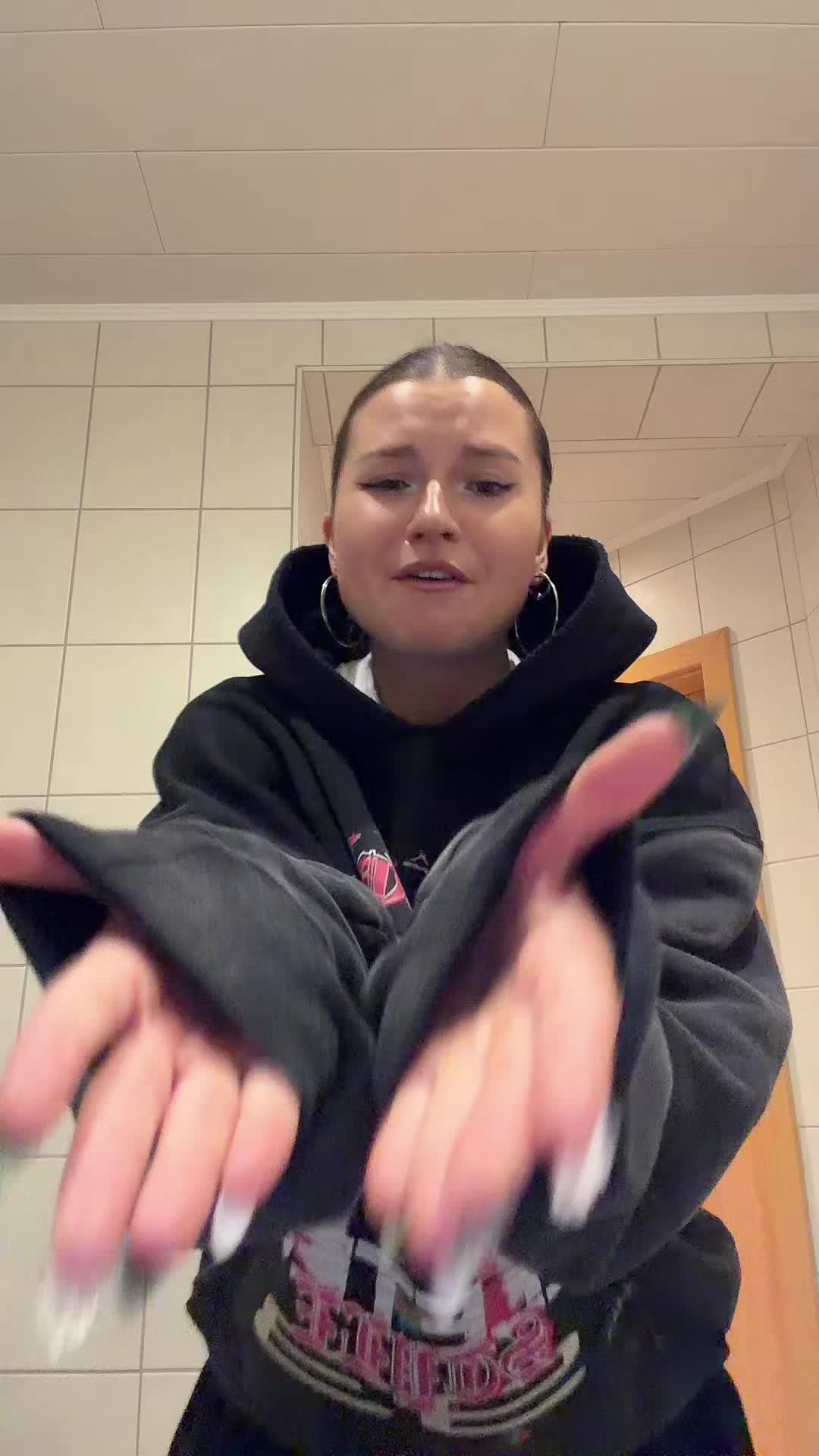 @Daniella