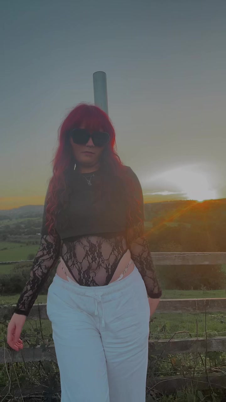 @sparkleemo