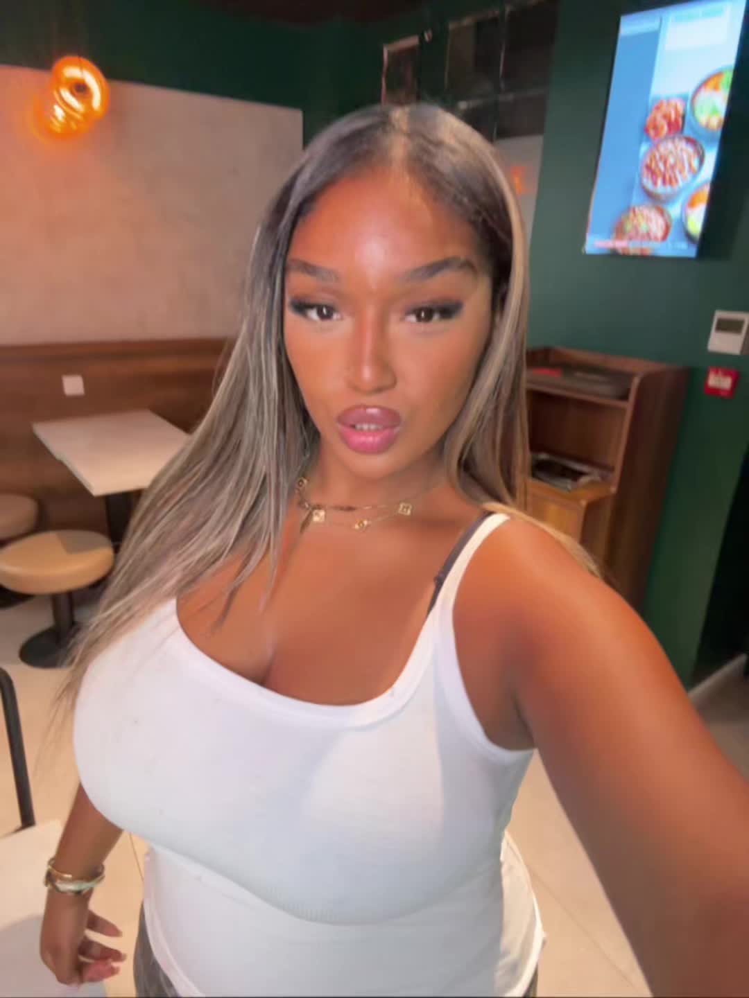 @🇲🇦Noirabe🇷🇼