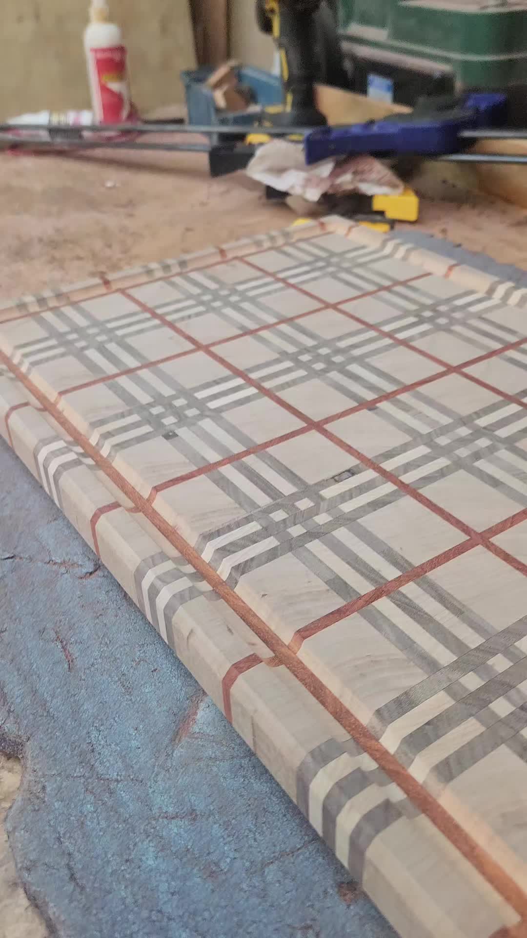 @KeepItPushinWoodwork