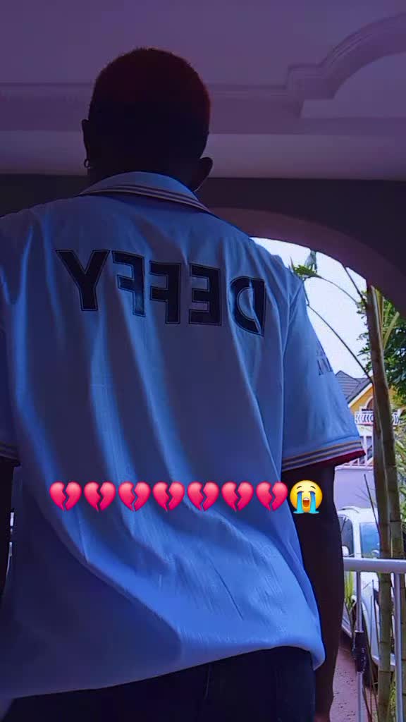 @๐ซ๐๐๐๐ซ๐๐ง๐๐ซ๐๐ฅฐ๐๐
๐