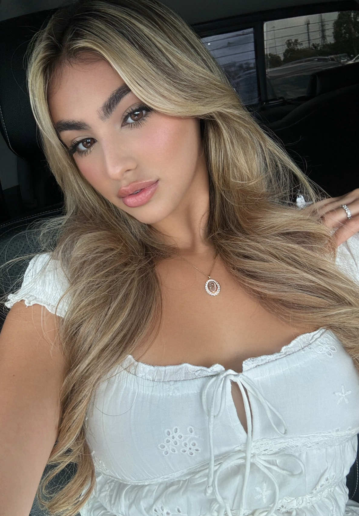@Kyana