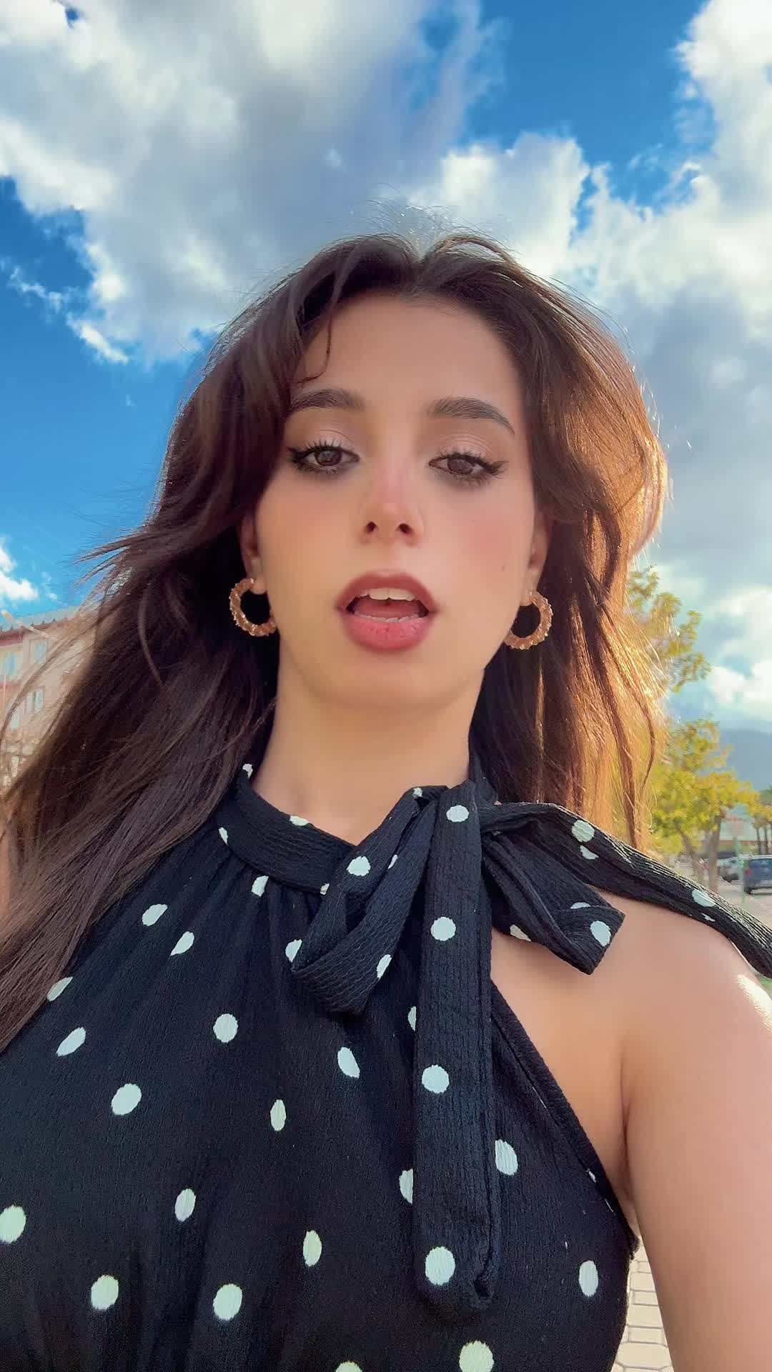 @Y⚡