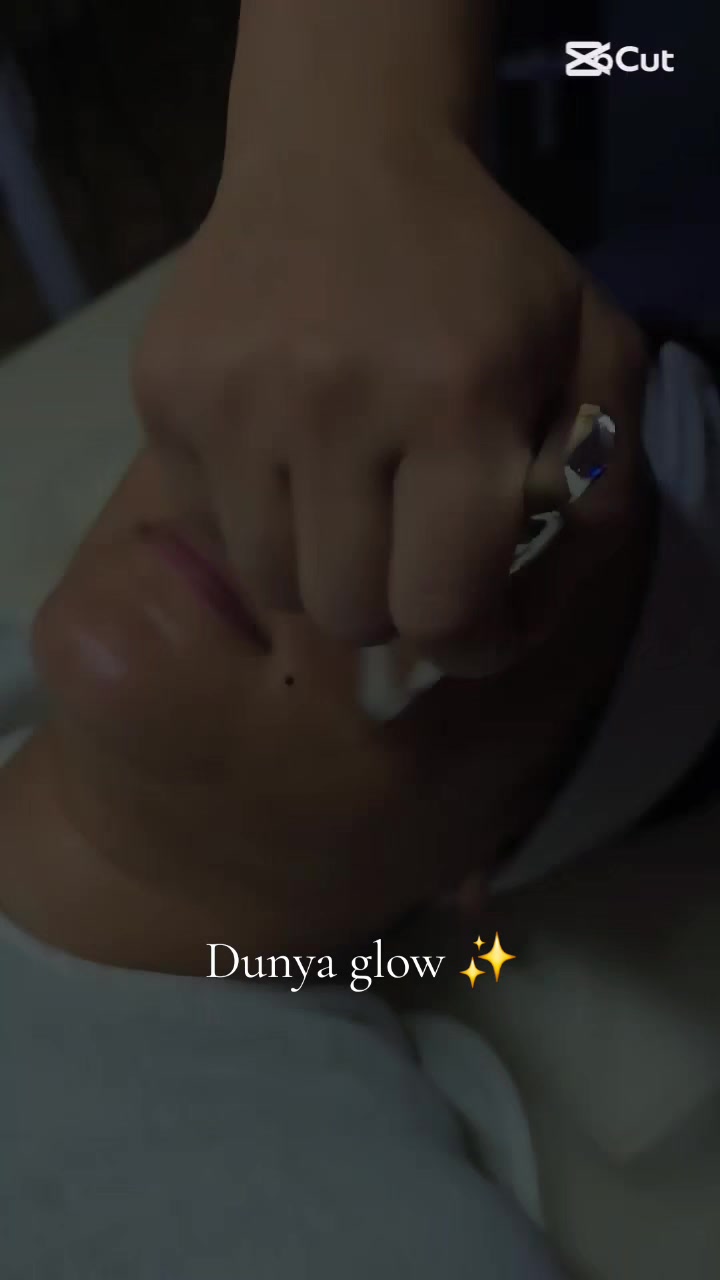 @Dunya Glow