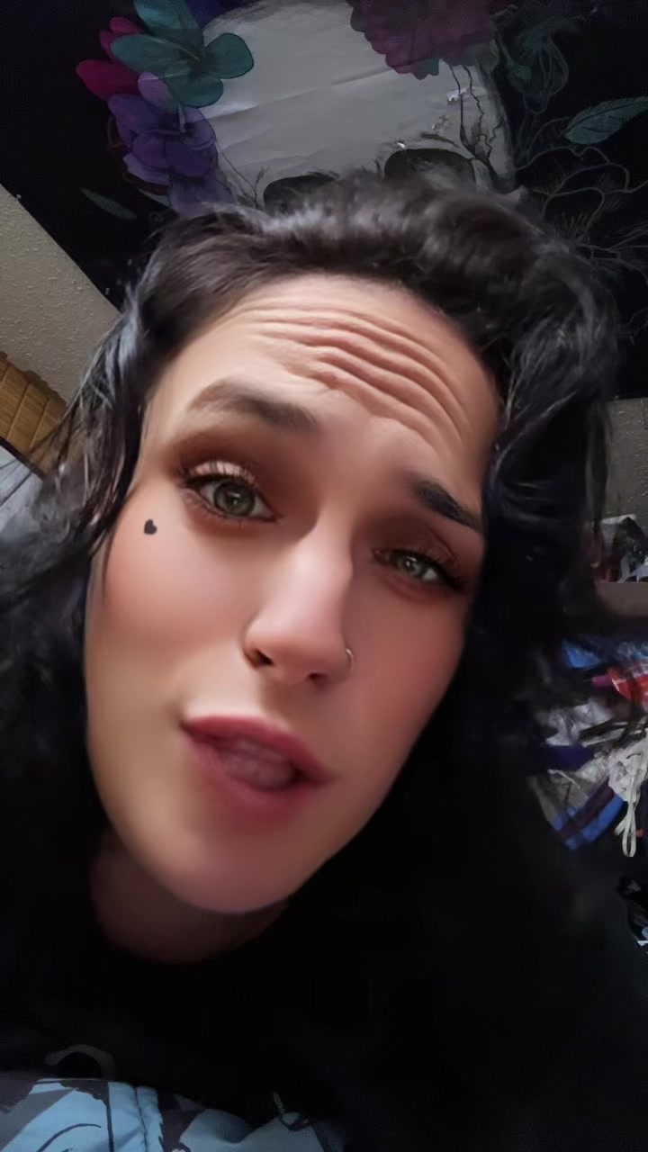 @KatieAnn