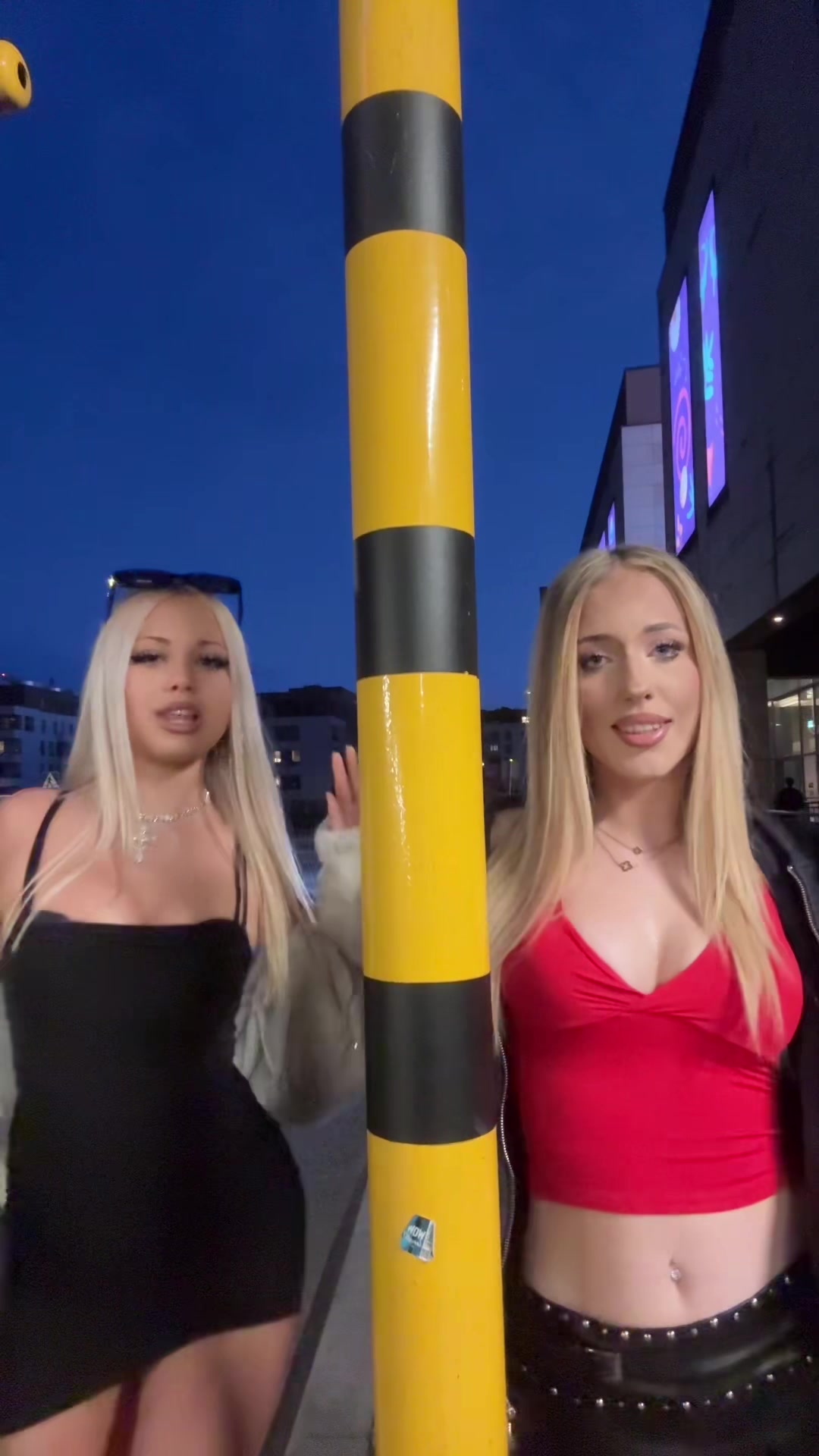 @🤦🏼&zwj;♀️